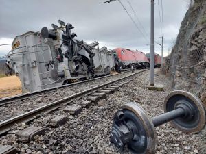 Zderzenie pociągu towarowego z pojazdem roboczym w Chorwacji