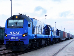 Pierwszy pociąg z Chin, który wjechał do Polski szerokim torem LHS bez przeładunku na granicy