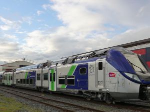 Alstom świętuje wyprodukowanie 400. pociągu na platformie Omneo Regio 2N