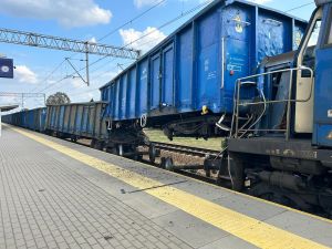  Lokomotywa PKP Cargo uderzyła w skład węglarek PKP Cargo na stacji w Międzyrzecu Podlaskm. 