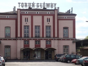 Miasto przejmie dworzec w Toruniu