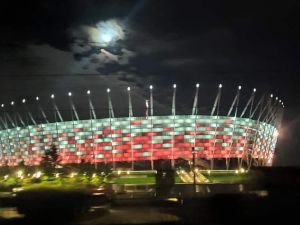Koleje Mazowieckie: 15 listopada na mecz Polska - Węgry kibice pojadą za darmo
