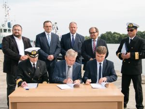Podpisanie ostatniej umowy na pogłębienie toru wodnego Świnoujście – Szczecin
