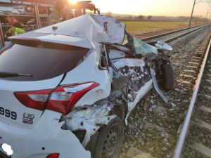 Tragiczny wypadek na przejeździe kolejowym w Ostrowcu Świętokrzyskim 