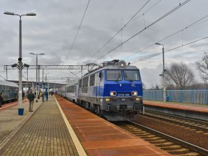 400 pociągów PKP Intercity dziennie – podróżuj szybko, wygodnie i ekonomicznie.