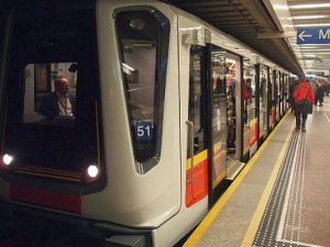 Metro Warszawskie sprawdza większą przepustowość na linii M1