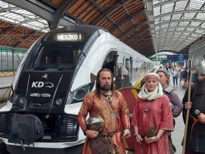 Poczet królów i książąt na pociągach Kolei Dolnośląskich