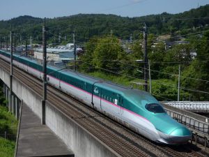 Japońskie pociągi kolei dużych prędkości w kwietniu 2024 r zaczną przewozić ładunki.
