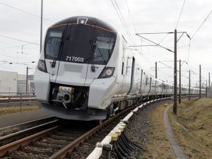 Technologia Siemens Mobility pomaga w utrzymaniu dystansu między pasażerami w pociągach