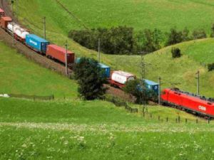 Rail Cargo Group i Kombiverkehr modernizują swoje usługi intermodalne między Węgrami a Niemcami.