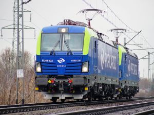Pierwsze dwa Vectrony dla PKP CARGO z 5 zamówionych wielosystemowych lokomotyw Vectron MS