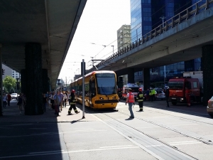 Wypadek koło Centralnego, zablokowany ruch tramwajów [aktualizacja]