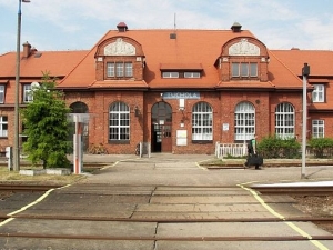Pomóż zaprojektować dworzec w Tucholi