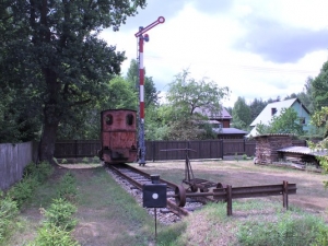 Maszynista KM buduje skansen kolejowy przed domem