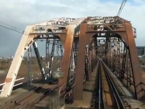 Walczą o uratowanie mostu pod Dębicą
