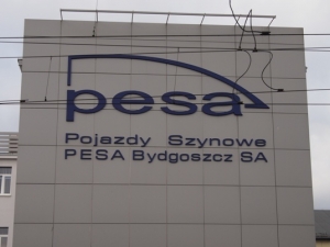 Pesa szuka pracowników i powiększa zakład