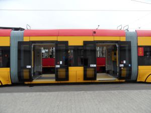 Warszawa kupi następne tramwaje od Pesy