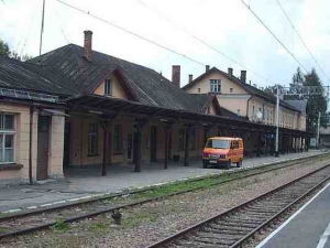 Dworzec w Zakopanem po przejściu halnego