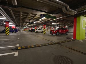 Prawie 1000 miejsc na parkingach PKP Mobility