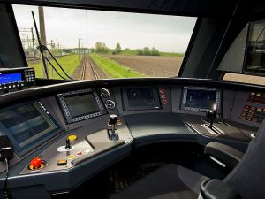 Ilu maszynistów poprowadzi pociąg towarowy z Przemyśla do Szczecina w jedną stronę?