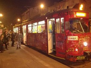 Gorzowianie pożegnali stare tramwaje, nowe za 115 mln zł dostarczy Pesa
