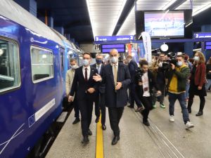 Pociąg „Łącząc Europę” oficjalnie powitany w Polsce, po Warszawie czas na Gdańsk