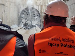 Pierwszy tunel na trasie Łódź Fabryczna – Kaliska/Żabieniec wydrążony