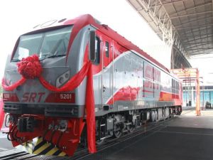 Partia 20 lokomotyw spalinowych CTA5B1 wyprodukowanych przez CRRC Qishuyan dotarła do Tajlandii