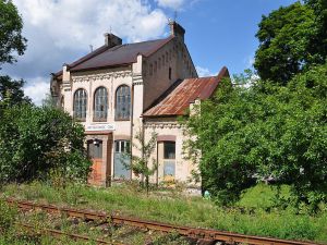 Zapomniany dworzec w Jaroszowcu Olkuskim
