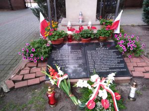 Fundacja "Pomoc Transportowcom" uczciła pamięć Powstańców Warszawy.