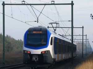 Holenderskie pociągi zasilane w pełni energią wiatrową