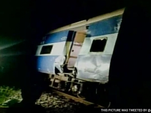 Indie: Sześć ofiar zderzenia pociągu z ciężarówką