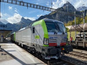 BLS Cargo zamawia 10 lokomotyw Vectron z systemem XLoad od Siemens Mobility