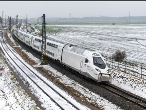 Najnowszy TGV M - Avelia Horizon po raz pierwszy wyjechał na tor testowy w czeskim Velimie (zdjęcia)
