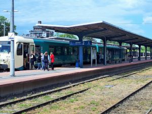 Rozpoczynają się prace przy modernizacji linii kolejowej z Torunia do Chełmży. 