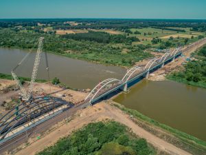 Rail Baltica – czas na drugą nitkę na moście na Bugu