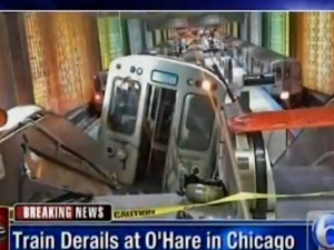 Pociąg wjechał na peron na stacji w Chicago