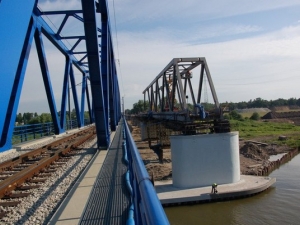 Z Wrocławia do Poznania przez nowy most kolejowy