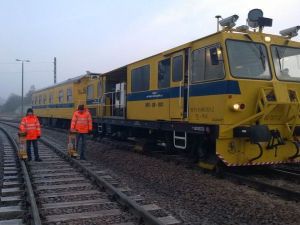 250 mln zł na specjalistyczny sprzęt PLK - bezpieczne przejazdy koleją