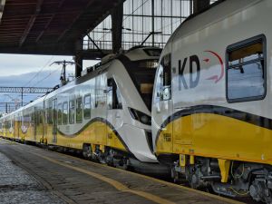 Koleje Dolnośląskie: dwa nowe przetargi na pociągi