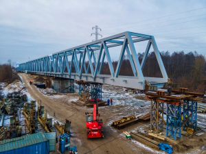 Nowy most kolejowy nad Narwią – PLK przywracają połączenie Ostrołęka – Chorzele