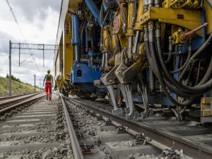 PKP Intercity: ruch pociągów nie zmniejsza się a inwestycje przyśpieszają  