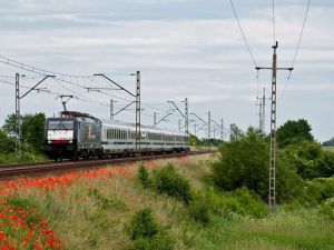 PKP Intercity wynajmie kolejne lokomotywy