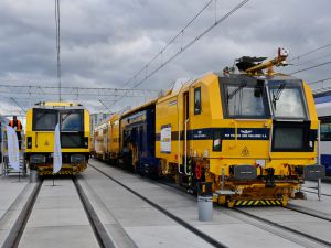 250 mln zł na nowoczesne maszyny przeznaczają PKP Polskie Linie Kolejowe S.A.