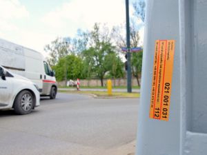 Przejazdy otrzymają oznaczenia z informacjami dla użytkowników dróg