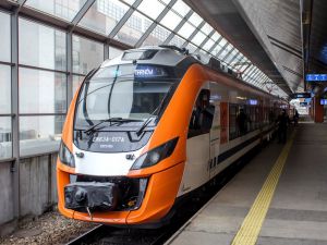 Dostępność kolejowa Małopolski pozostaje niska. Potrzeba trasy Podłęże - Piekiełko