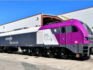 Renfe i  Stadler Rail z umową na dostawę i utrzymanie 12 lokomotyw normalnotorowych za 136 mln euro