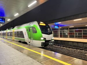Utrudnienia pociągów Kolei Mazowieckich na linii R7