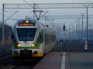 KM: zmiana oznaczenia relacji pociągów