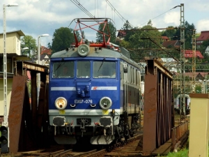 PKP Intercity sprzedaje 6 lokomotyw EU07
